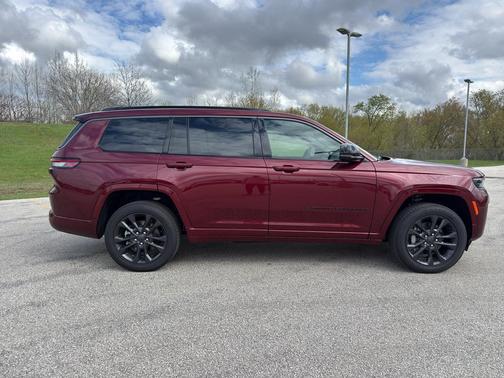 Velvet Red Pearlcoat 2026 Jeep Grand Cherokee L Limited