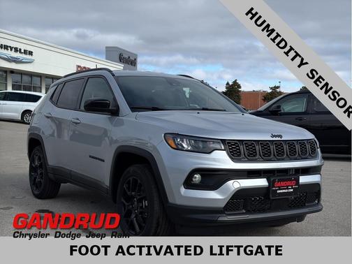 Silver Zynith 2026 Jeep Compass Latitude