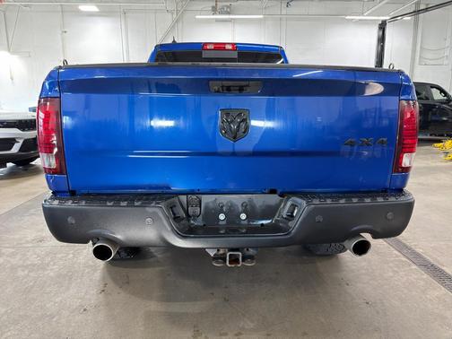 Blue Streak Pearlcoat 2019 RAM 1500 Classic Warlock