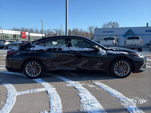 2024 Lexus ES 350 Ultra Luxury