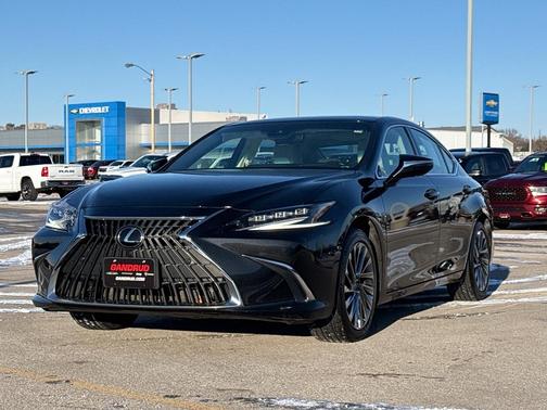 2024 Lexus ES 350 Ultra Luxury