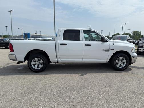 2022 RAM 1500 Classic SLT