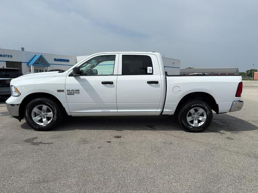 2022 RAM 1500 Classic SLT