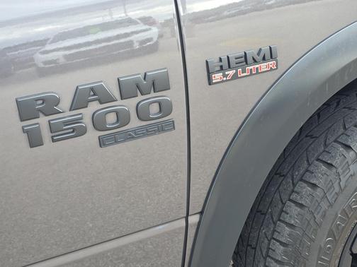 2024 RAM 1500 Classic SLT