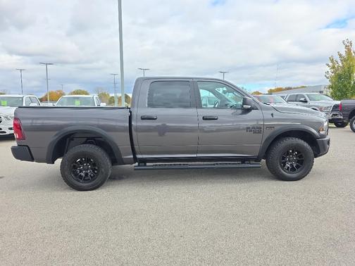 2024 RAM 1500 Classic SLT
