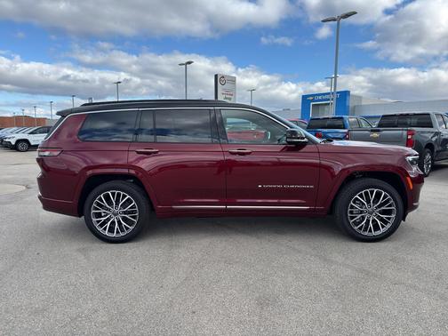 2025 Jeep Grand Cherokee L Summit