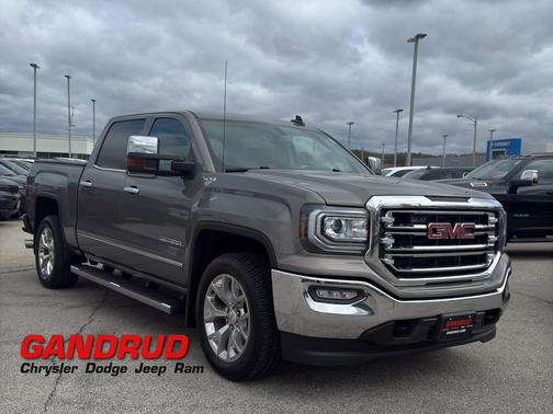 Pepperdust Metallic 2017 GMC Sierra 1500 SLT