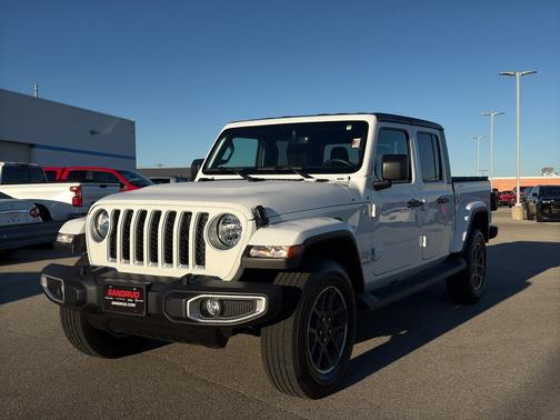 2023 Jeep Gladiator Overland