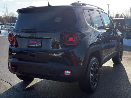 2023 Jeep Renegade Trailhawk