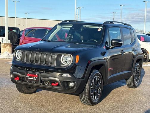2023 Jeep Renegade Trailhawk