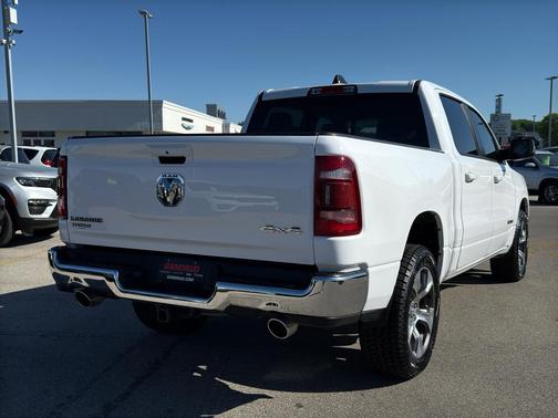 Bright White Clearcoat 2023 RAM 1500 Laramie
