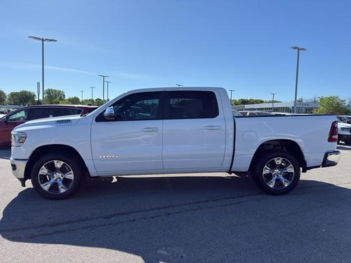 Bright White Clearcoat 2023 RAM 1500 Laramie