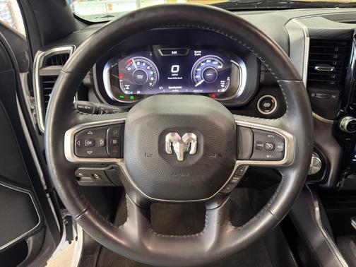 Bright White Clearcoat 2023 RAM 1500 Laramie