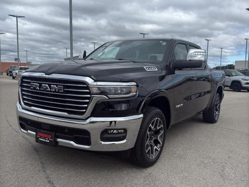 Diamond Black 2026 RAM 1500 Laramie