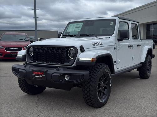 Bright White Clearcoat 2026 Jeep Gladiator Sport
