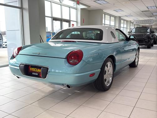 2002 Ford Thunderbird Deluxe