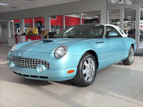 2002 Ford Thunderbird Deluxe
