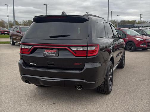 DB Black Clearcoat 2026 Dodge Durango GT HEMI V8