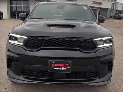 DB Black Clearcoat 2026 Dodge Durango GT HEMI V8