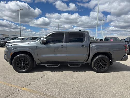 Gun Metallic 2023 Nissan Frontier SV