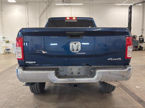 Patriot Blue Pearlcoat 2021 RAM 2500 Tradesman