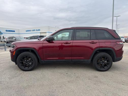 2024 Jeep Grand Cherokee Laredo