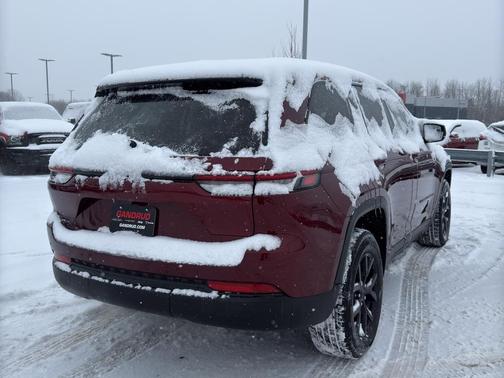 2024 Jeep Grand Cherokee Laredo