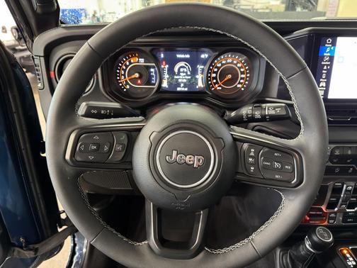 Fathom Blue Pearlcoat 2025 Jeep Wrangler Rubicon
