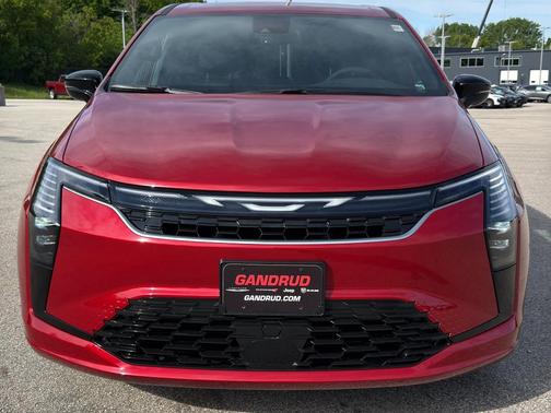 Red 2027 Chrysler Pacifica SELECT
