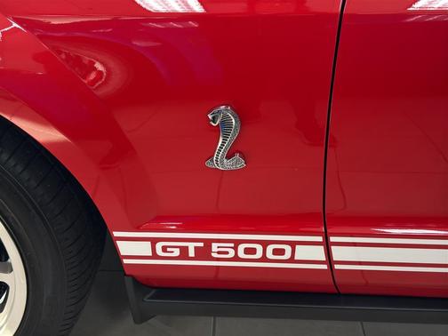 2007 Ford Shelby GT500 Base