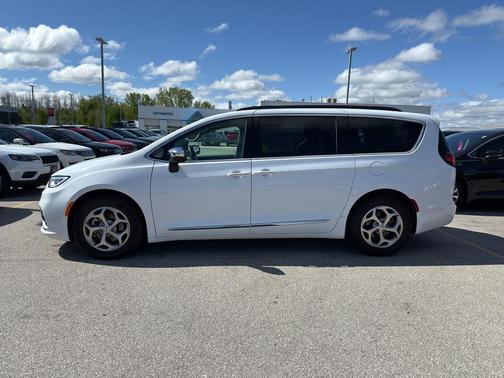 2023 Chrysler Pacifica Limited