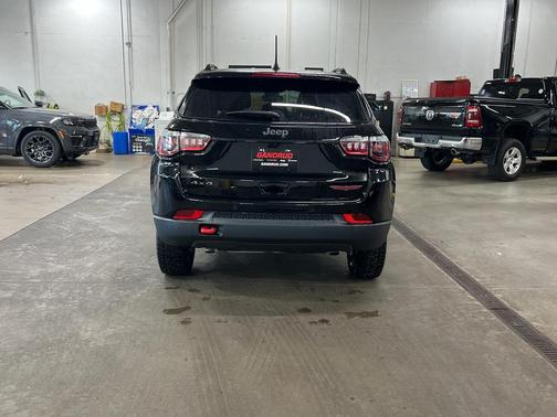 2024 Jeep Compass Trailhawk