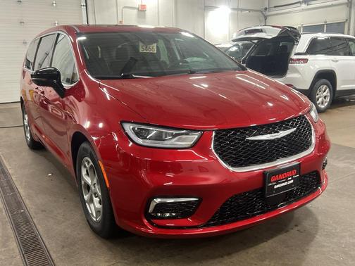 2024 Chrysler Pacifica Limited