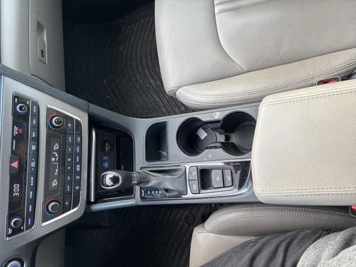 2017 Hyundai SONATA Hybrid Limited