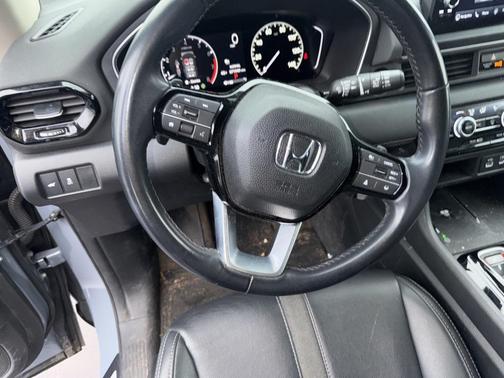 2024 Honda Pilot Touring 8-Passenger