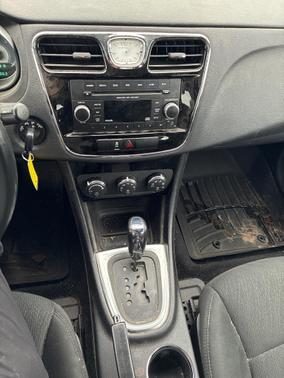 2012 Chrysler 200 Touring