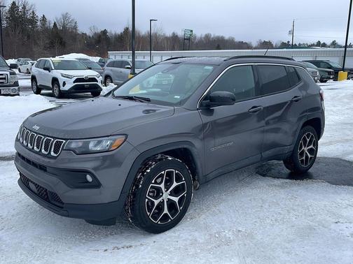 2024 Jeep Compass Latitude