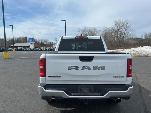 Bright White Clearcoat 2025 RAM 1500 Big Horn/Lone Star