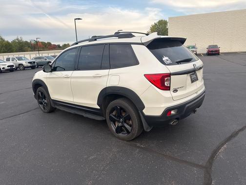 2019 Honda Passport Elite