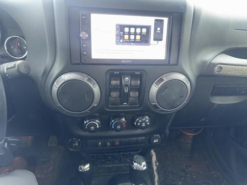 2016 Jeep Wrangler Unlimited Freedom