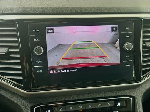 Aurora Red Metallic 2022 Volkswagen Atlas Cross Sport 2.0T SEL