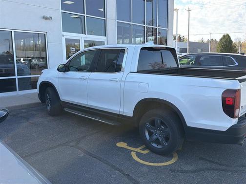 Platinum White Pearl 2023 Honda Ridgeline RTL