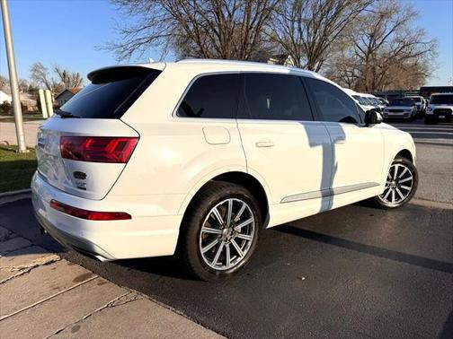 2017 Audi Q7 3.0T Prestige