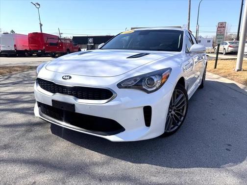 2018 Kia Stinger Base RWD