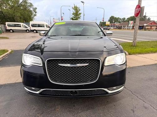 2015 Chrysler 300C Base