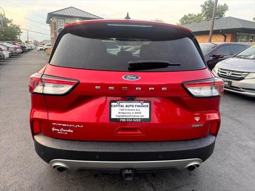 2022 Ford Escape Titanium