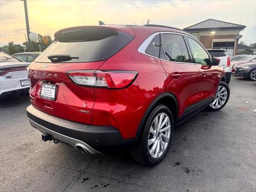 2022 Ford Escape Titanium