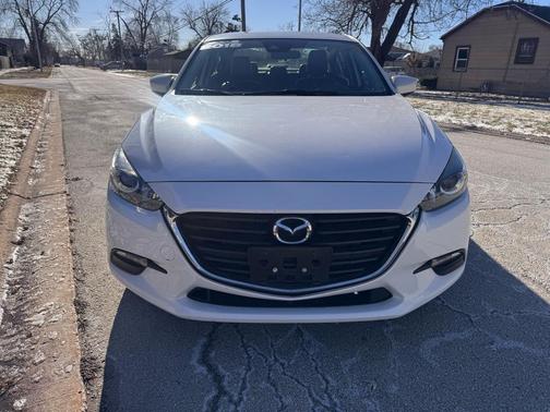 2018 Mazda Mazda3 Touring