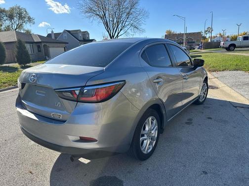 2016 Scion iA 4dr Sdn Man (Natl)