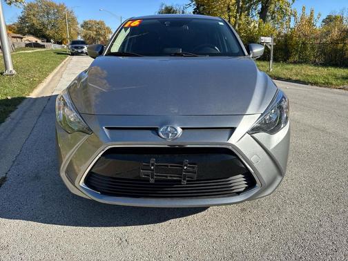 2016 Scion iA 4dr Sdn Man (Natl)